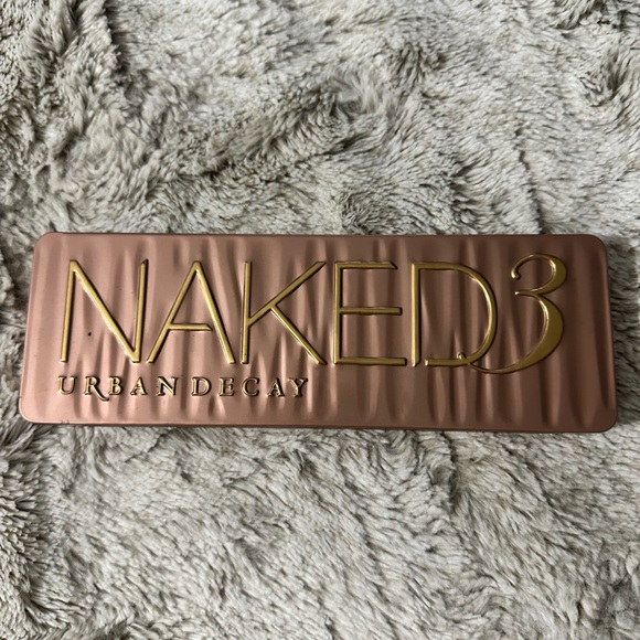 Urban Decay Naked 3 Eyeshadow Palette - Picture 2 of 2